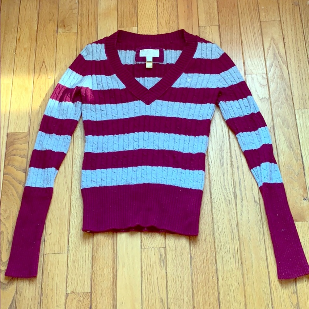 🎉 3/$12🎉 American Eagle Sweater
